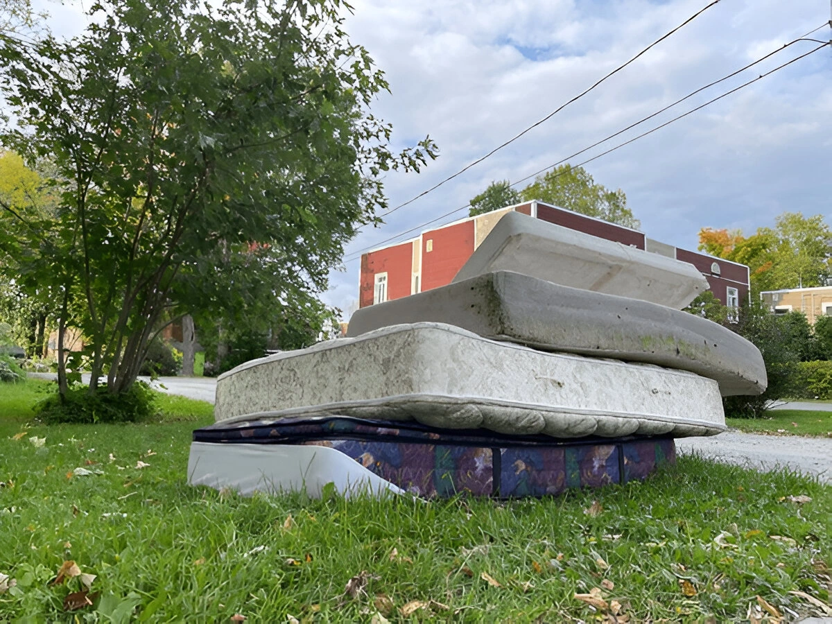 Does Hillsboro Landfill Take Mattresses?